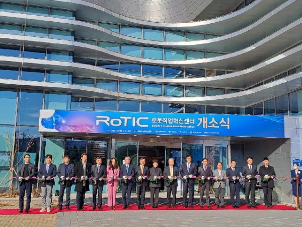 16d76fdf57391bfcaa5e3656c9dee8ab_1670490