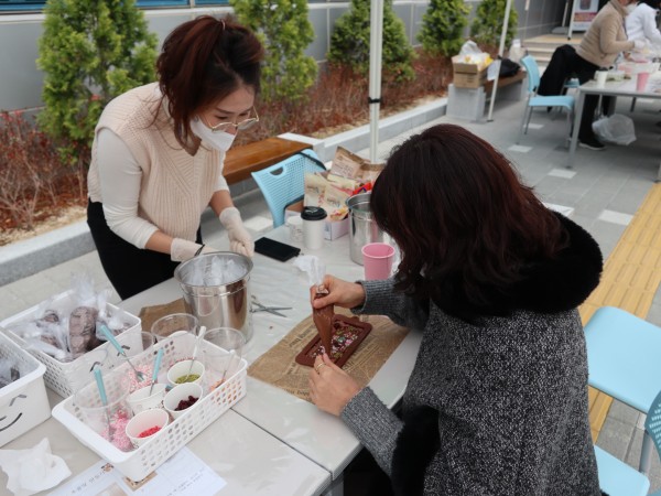 74c6e090c523cedb6e02ef9a7110d7c7_1670313