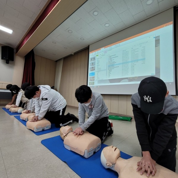 30e33e40a7d19c7440e8dfb5abb6c46e_1675392