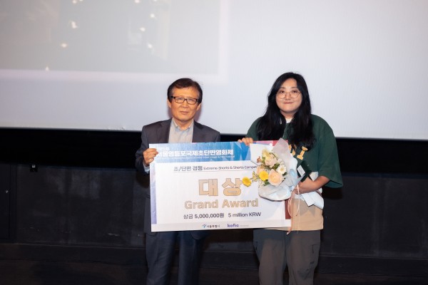 992fc735e4e77196136cb7f080a8d1e6_1695682